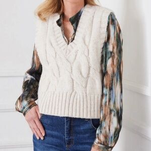 Karen Kane sweater vest S